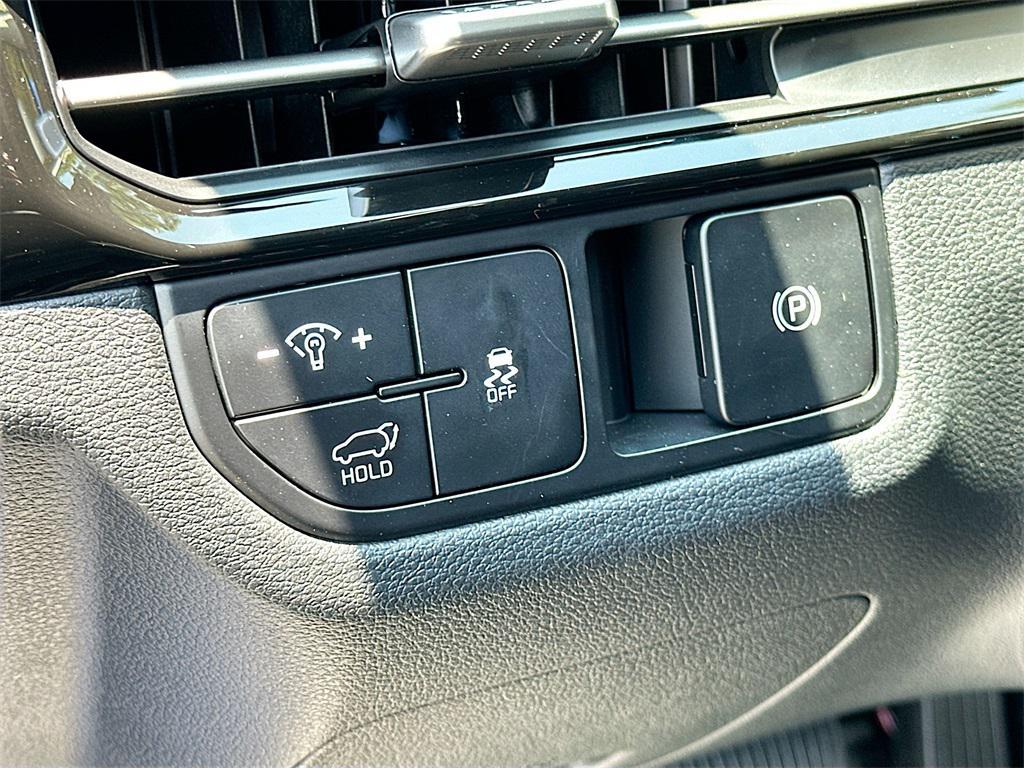 new 2026 Kia Sportage car, priced at $28,589