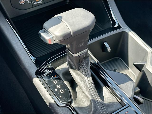 new 2025 Kia K5 car, priced at $29,003