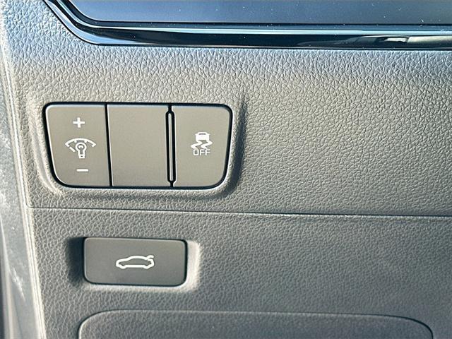 new 2025 Kia K5 car, priced at $29,003