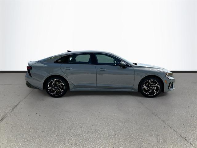 new 2025 Kia K5 car, priced at $29,003