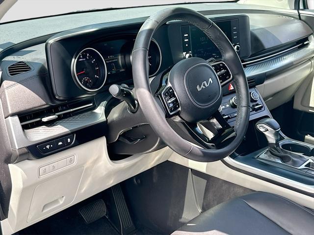 used 2024 Kia Carnival car, priced at $32,551