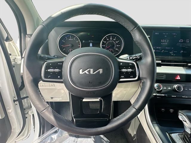 used 2024 Kia Carnival car, priced at $32,551