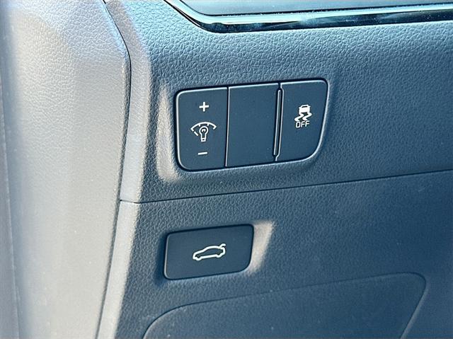 new 2025 Kia K5 car, priced at $29,929