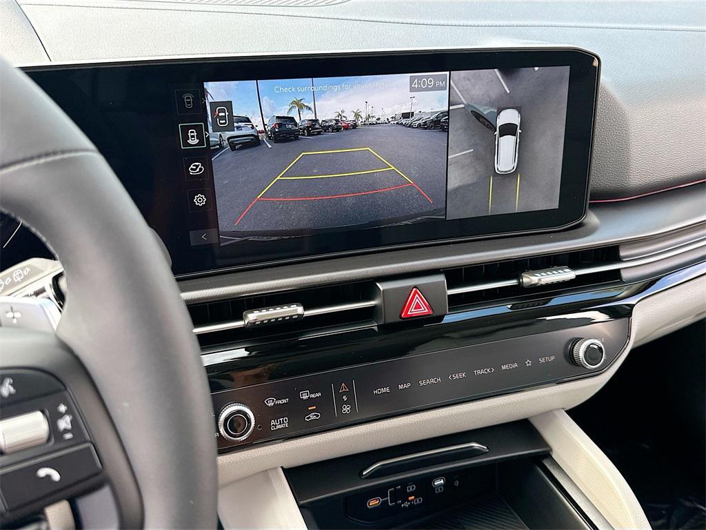 new 2026 Kia Sportage Hybrid car, priced at $40,022