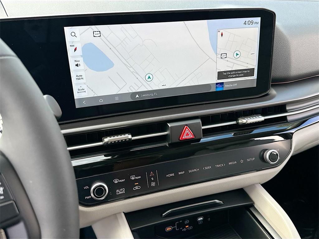new 2026 Kia Sportage Hybrid car, priced at $40,022
