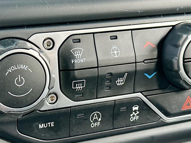 used 2023 Jeep Gladiator car, priced at $32,881