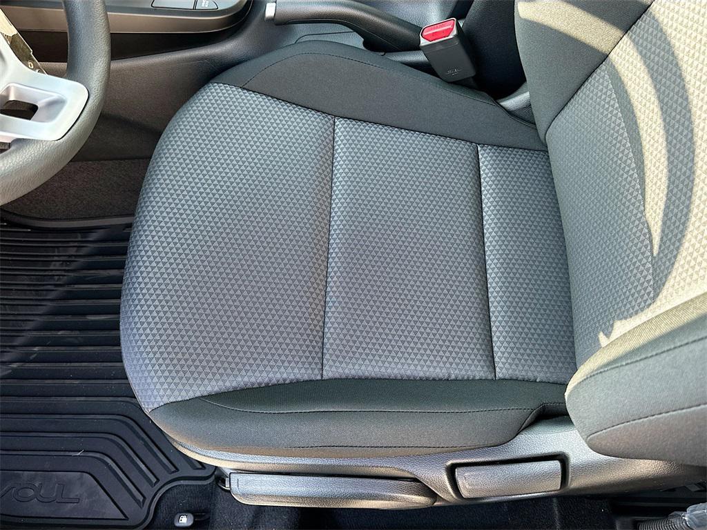 new 2025 Kia Soul car, priced at $21,132