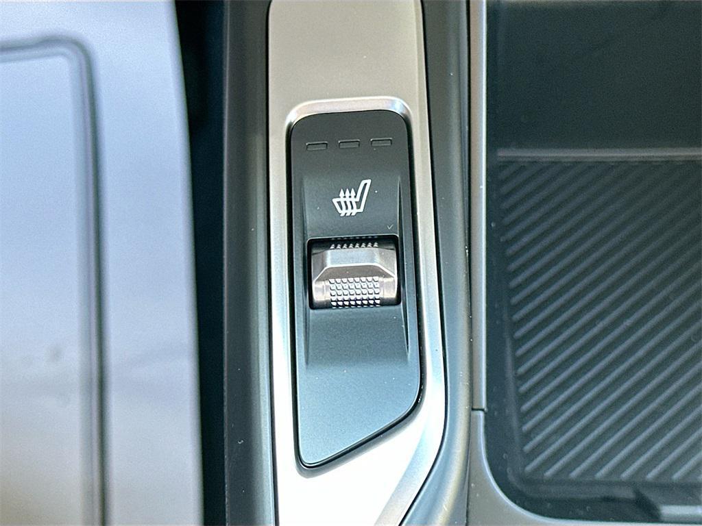 new 2026 Kia Sorento car, priced at $37,043