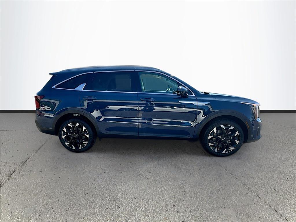 new 2026 Kia Sorento car, priced at $37,043