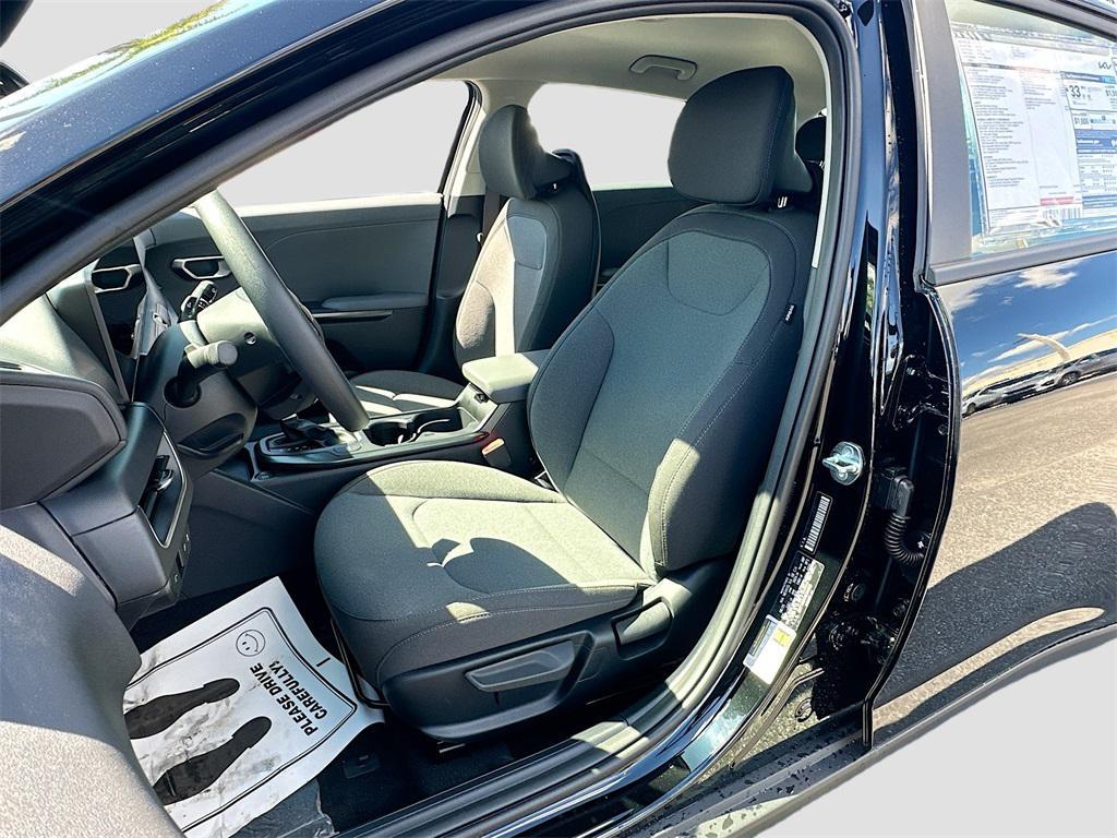 new 2025 Kia K4 car, priced at $22,765