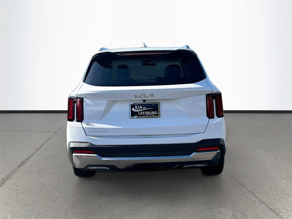 new 2026 Kia Sorento car, priced at $34,341