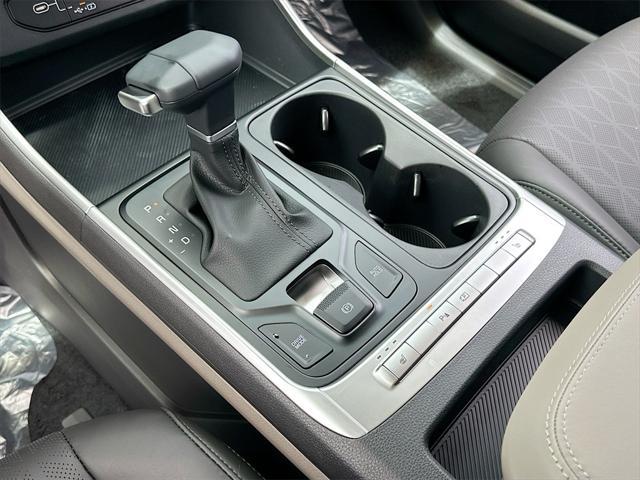 new 2025 Kia Carnival car, priced at $38,435