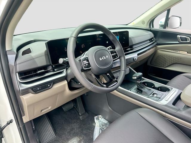 new 2025 Kia Carnival car, priced at $38,435