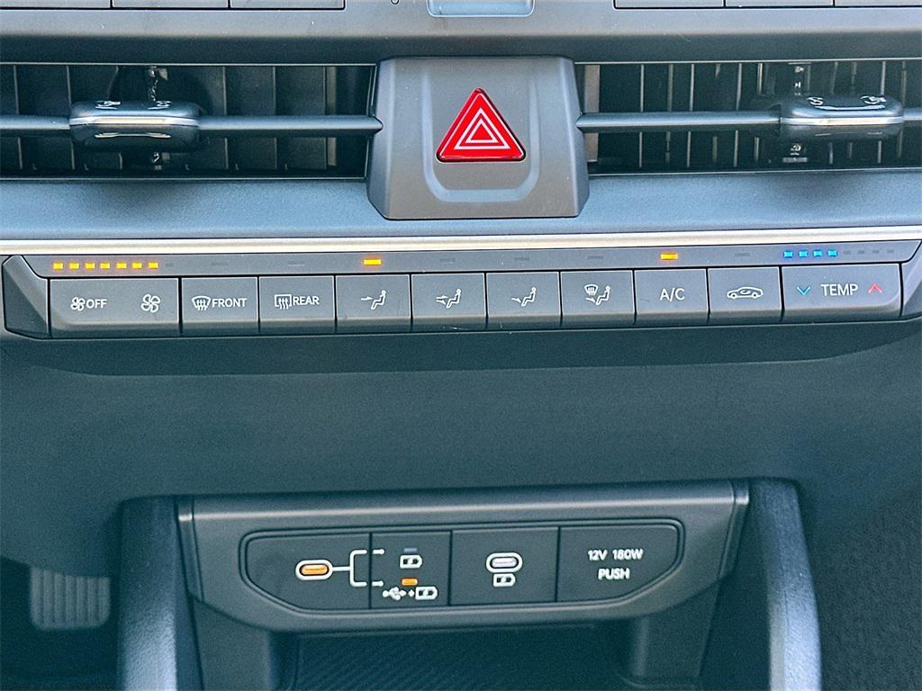 new 2025 Kia K4 car, priced at $22,750