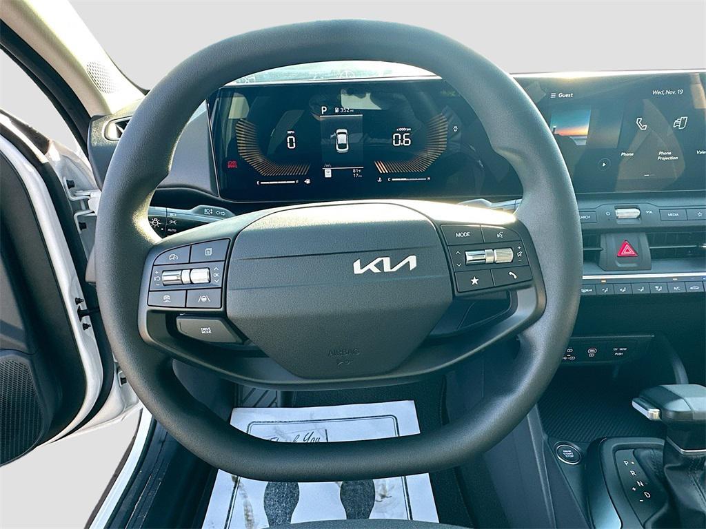 new 2025 Kia K4 car, priced at $22,750