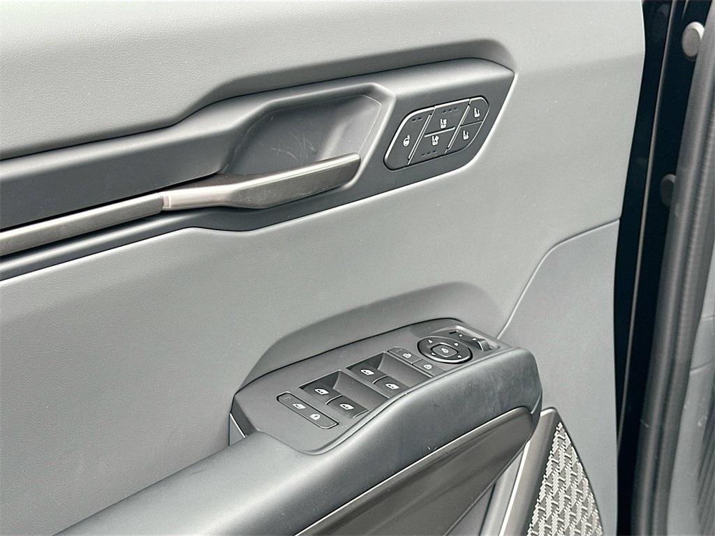 new 2026 Kia EV9 car, priced at $50,954