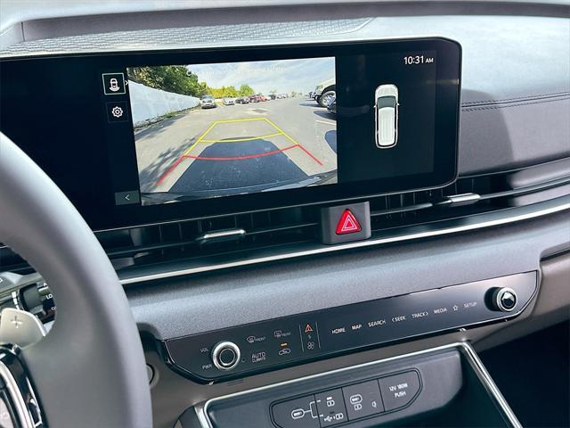 new 2025 Kia Carnival Hybrid car, priced at $41,131