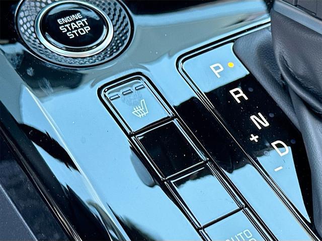 new 2025 Kia Niro car, priced at $29,885