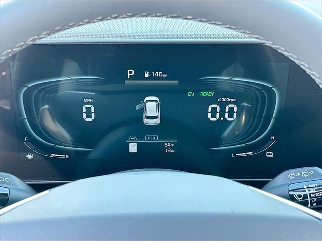 new 2025 Kia Niro car, priced at $28,624