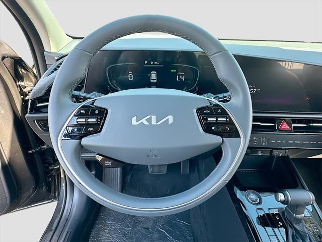 new 2025 Kia Niro car, priced at $28,624