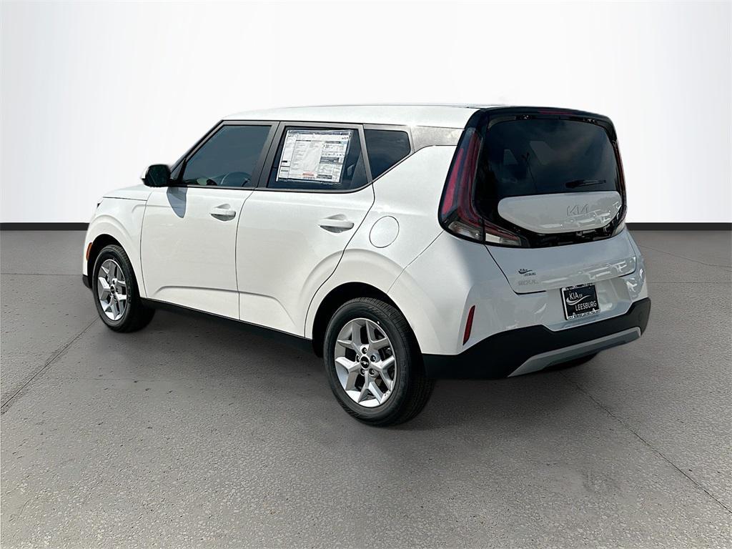 new 2025 Kia Soul car, priced at $21,322