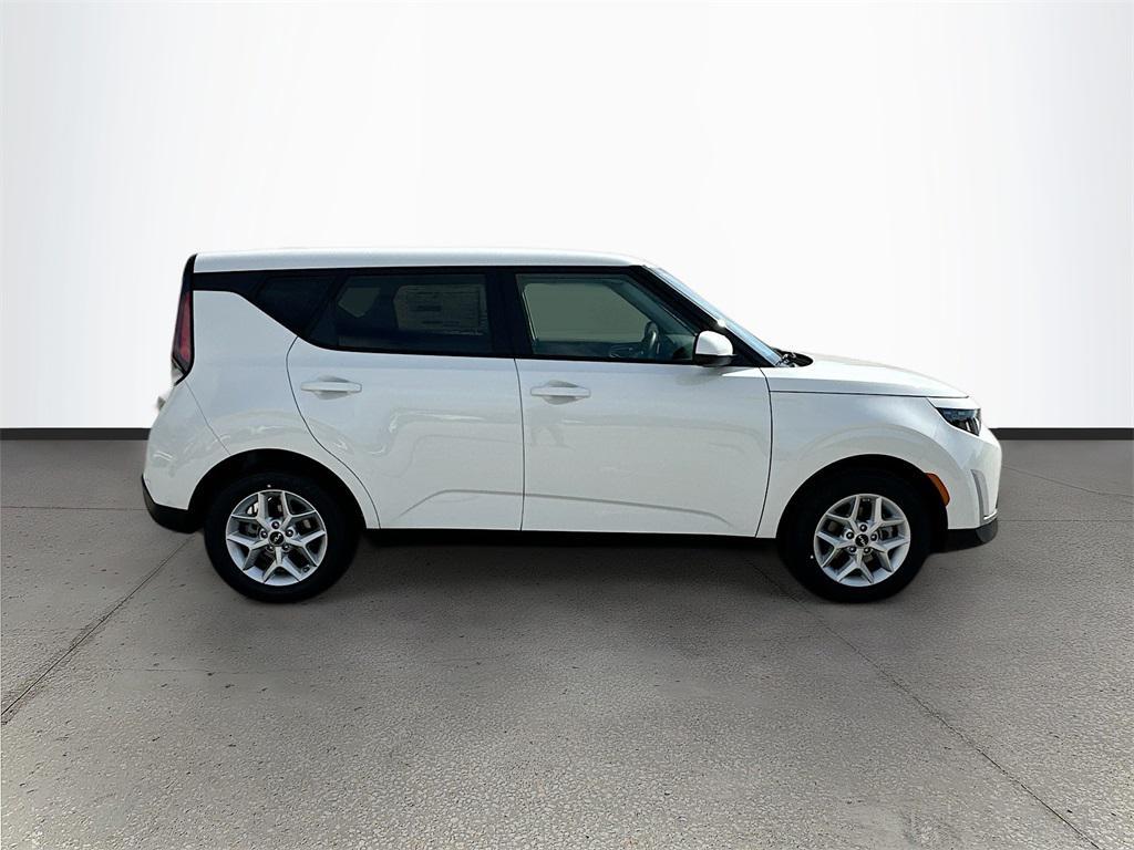 new 2025 Kia Soul car, priced at $21,322