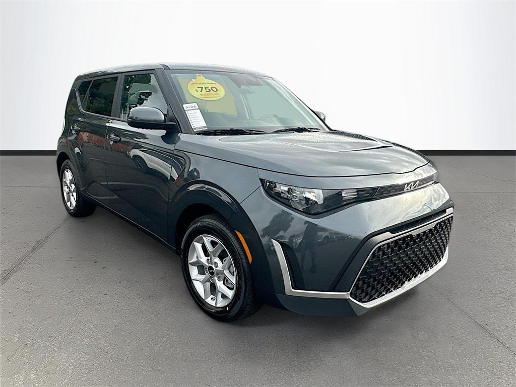 new 2025 Kia Soul car, priced at $21,070