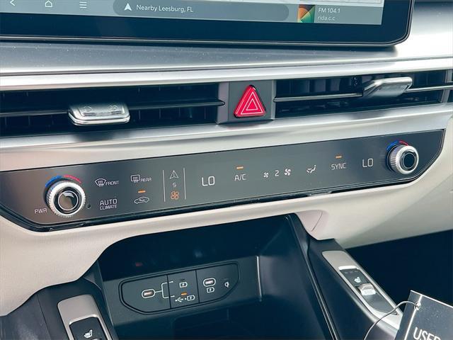 new 2025 Kia Sorento car, priced at $33,746