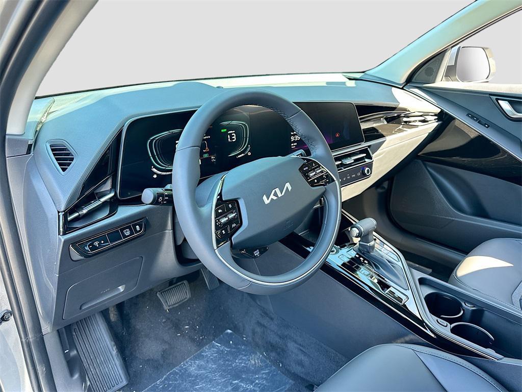 new 2025 Kia Niro car, priced at $27,563