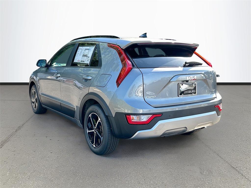 new 2025 Kia Niro car, priced at $27,563