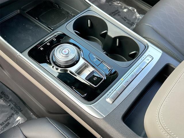 new 2026 Kia Carnival Hybrid car, priced at $42,594