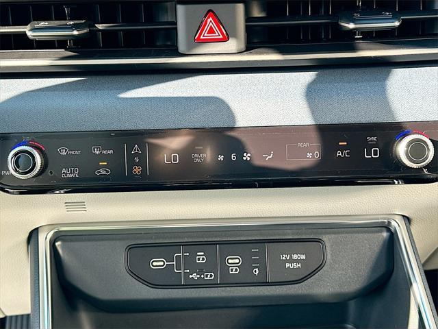 new 2025 Kia Carnival Hybrid car, priced at $42,536