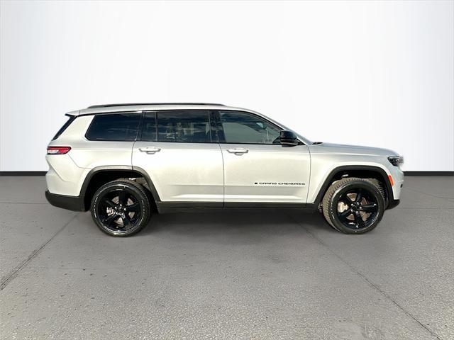 used 2023 Jeep Grand Cherokee L car, priced at $27,551