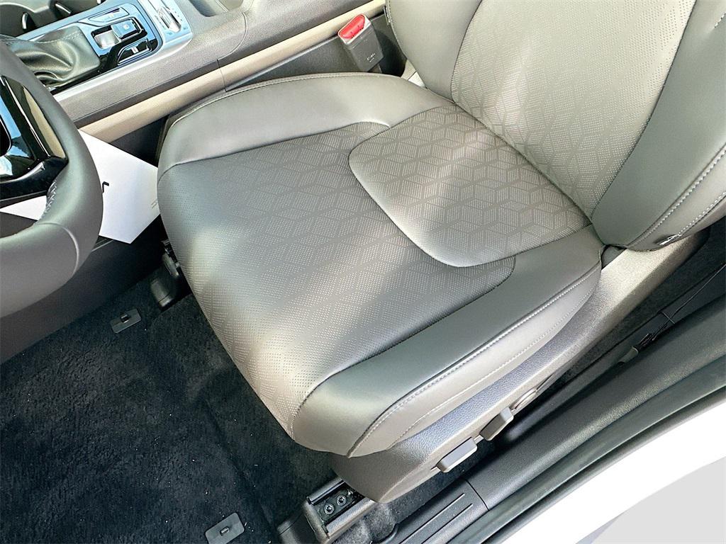 new 2026 Kia Carnival car, priced at $44,568