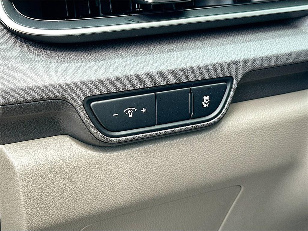 new 2026 Kia Carnival car, priced at $40,127