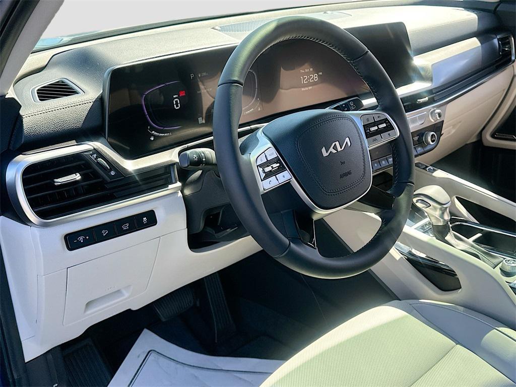 new 2025 Kia Telluride car, priced at $38,034