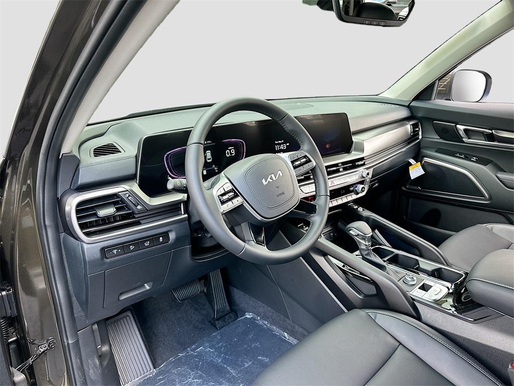 new 2025 Kia Telluride car, priced at $37,686