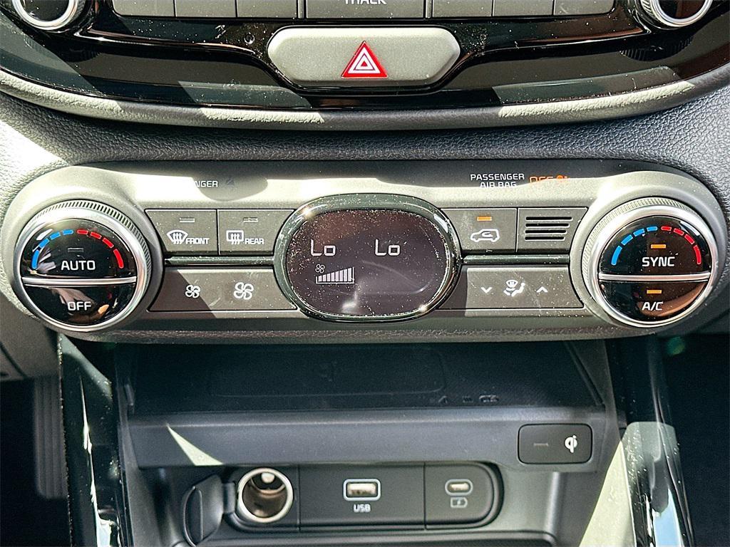 new 2025 Kia Soul car, priced at $24,554