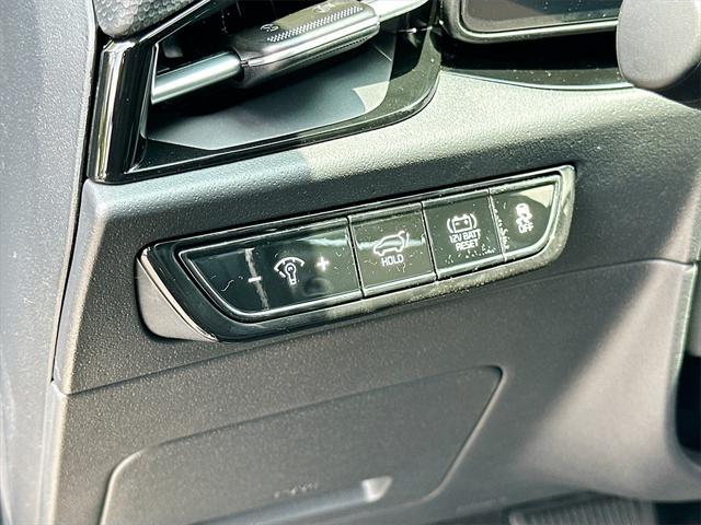 new 2025 Kia Niro car, priced at $31,498