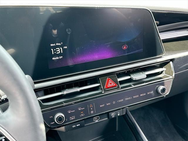 new 2025 Kia Niro car, priced at $31,498