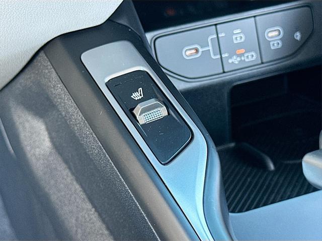 new 2025 Kia Sorento car, priced at $34,584