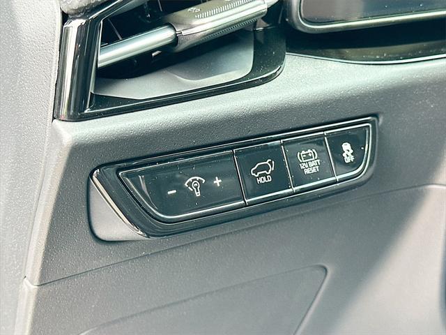 new 2025 Kia Niro car, priced at $34,202