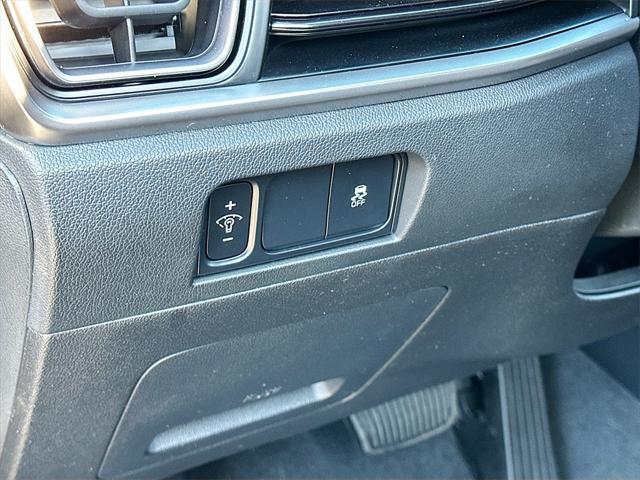 new 2025 Kia Sorento car, priced at $30,962