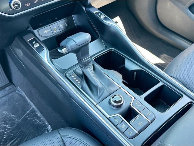 new 2025 Kia Sorento car, priced at $33,746