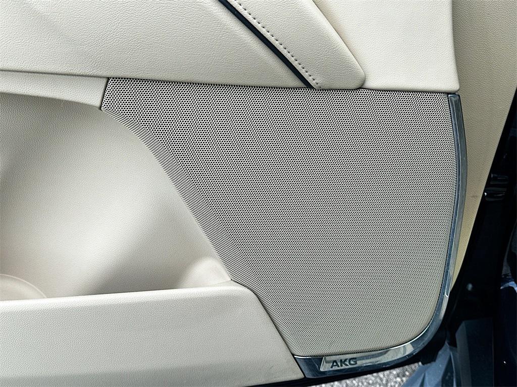 used 2023 Cadillac Escalade car, priced at $68,991