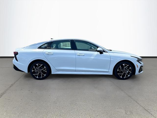 new 2025 Kia K5 car, priced at $33,571