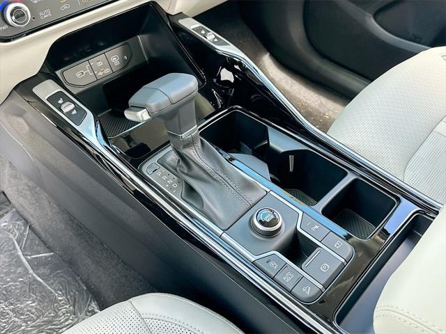 new 2025 Kia Sorento car, priced at $38,774