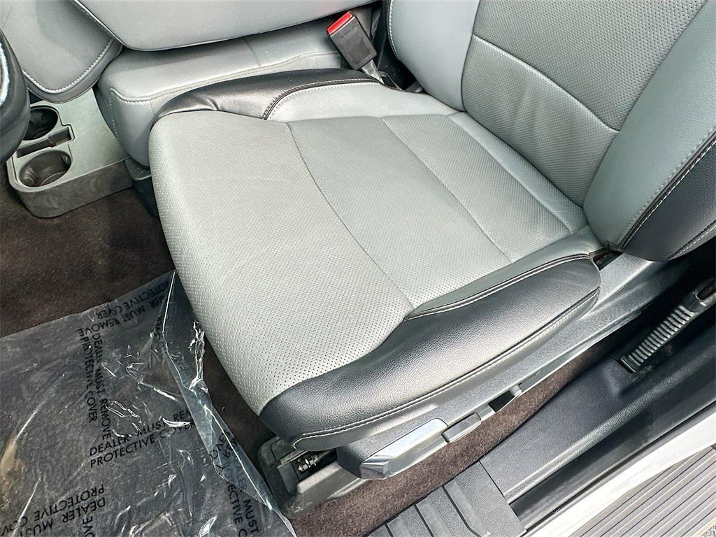 used 2021 Ford F-150 car, priced at $36,551
