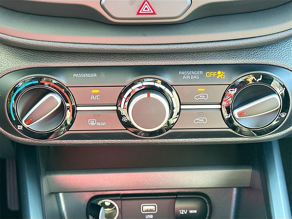 new 2025 Kia Soul car, priced at $21,051