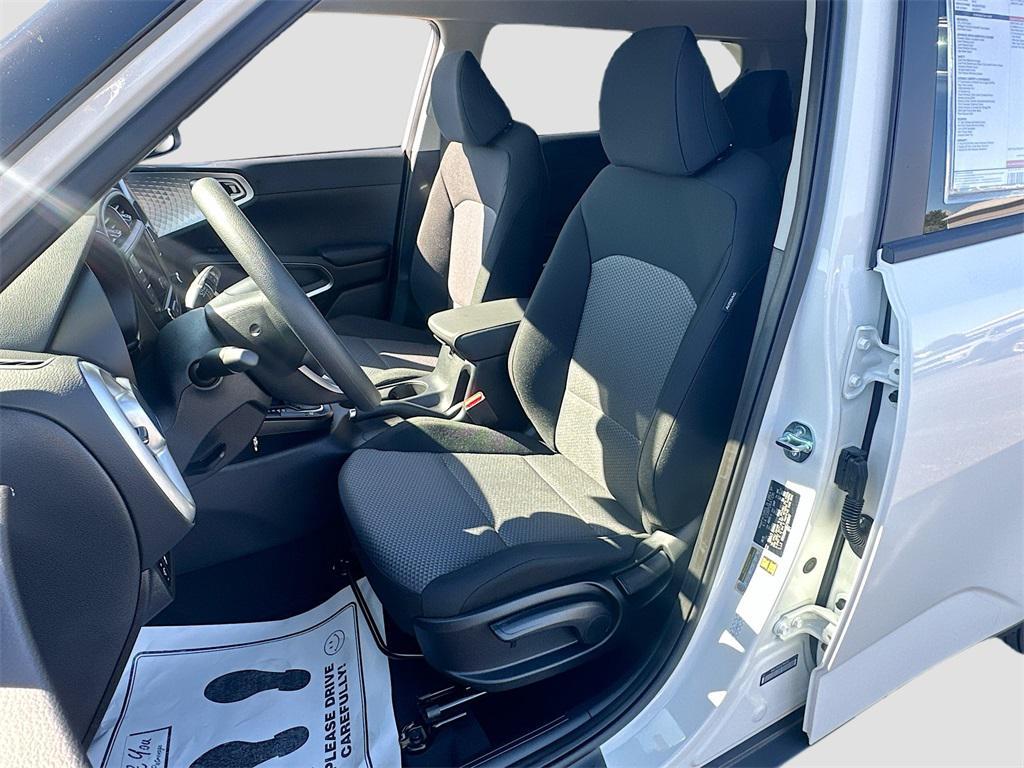 new 2025 Kia Soul car, priced at $21,051